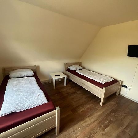 Pension Highway Bielefeld Senner Hellweg Esterno foto
